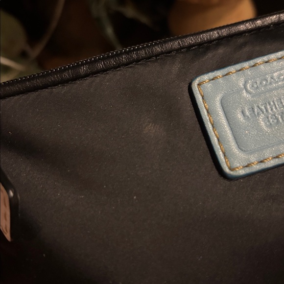 Coach Vintage Black Nylon Cosmetic Pouch with Blue Leather Creed - Picture 8 of 8